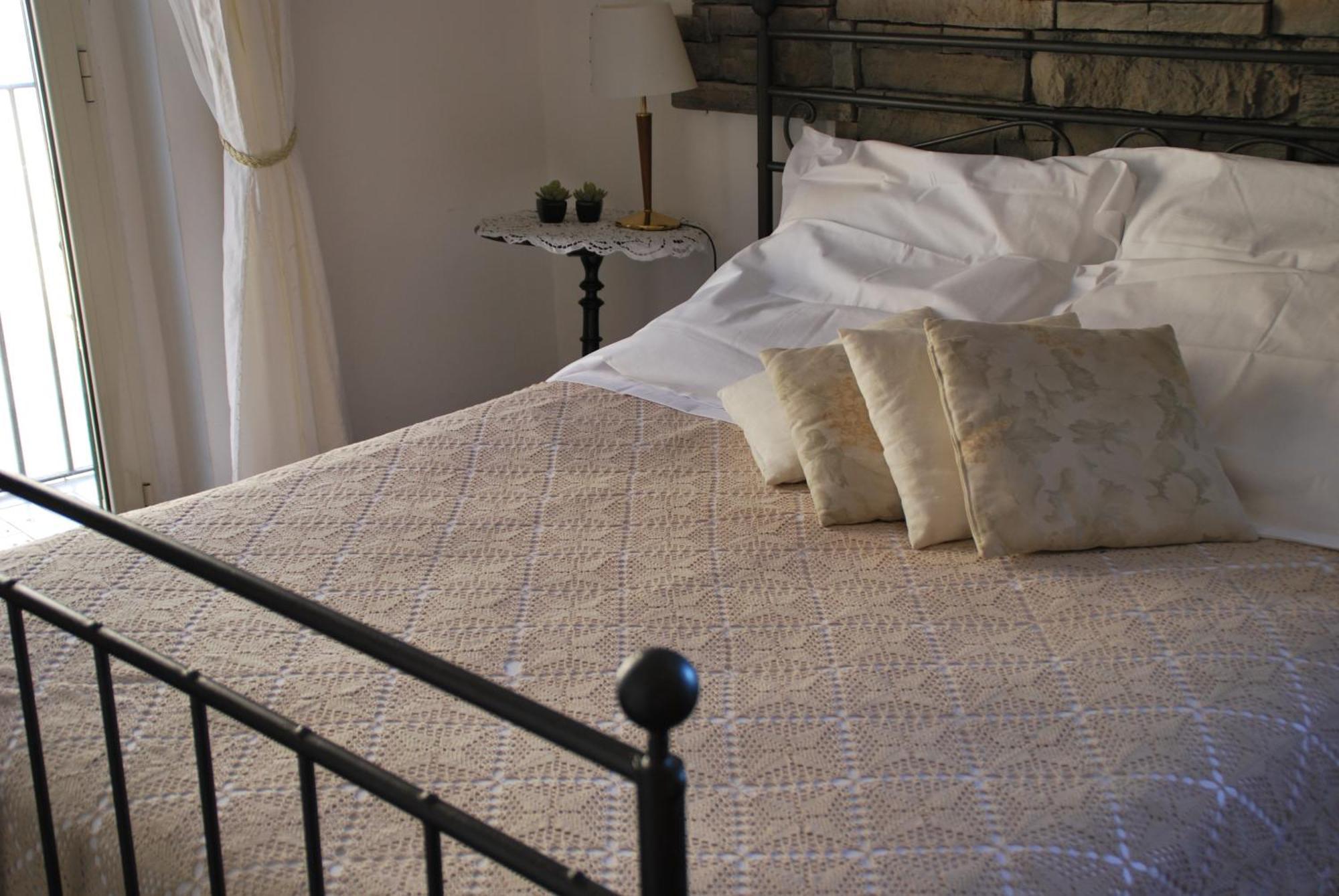 Casa Tipica Siciliana Patronale Home Bedandbreakfast Tremetrisoprailcielo Camere Con Vista, Colazione Interna In Terrazzo Panoramico 칼타기론 외부 사진