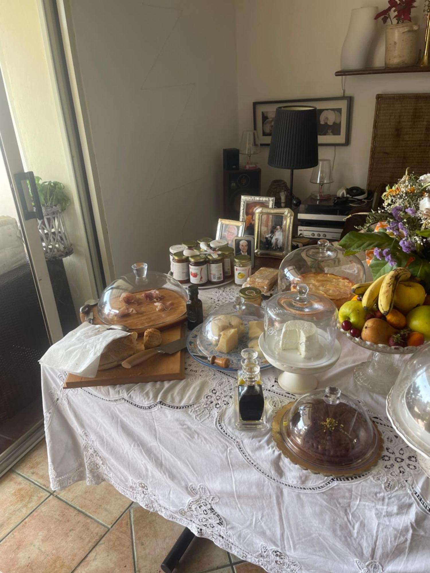 Casa Tipica Siciliana Patronale Home Bedandbreakfast Tremetrisoprailcielo Camere Con Vista, Colazione Interna In Terrazzo Panoramico 칼타기론 외부 사진