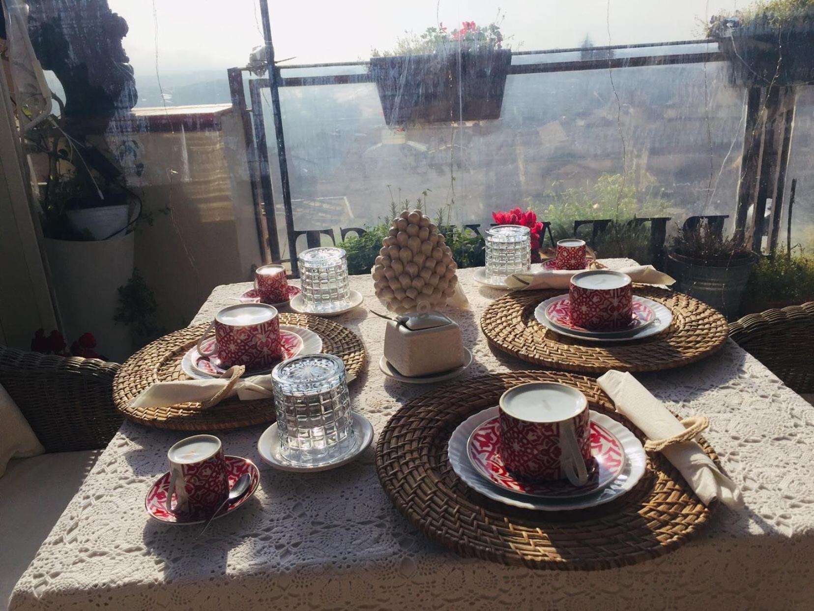 Casa Tipica Siciliana Patronale Home Bedandbreakfast Tremetrisoprailcielo Camere Con Vista, Colazione Interna In Terrazzo Panoramico 칼타기론 외부 사진