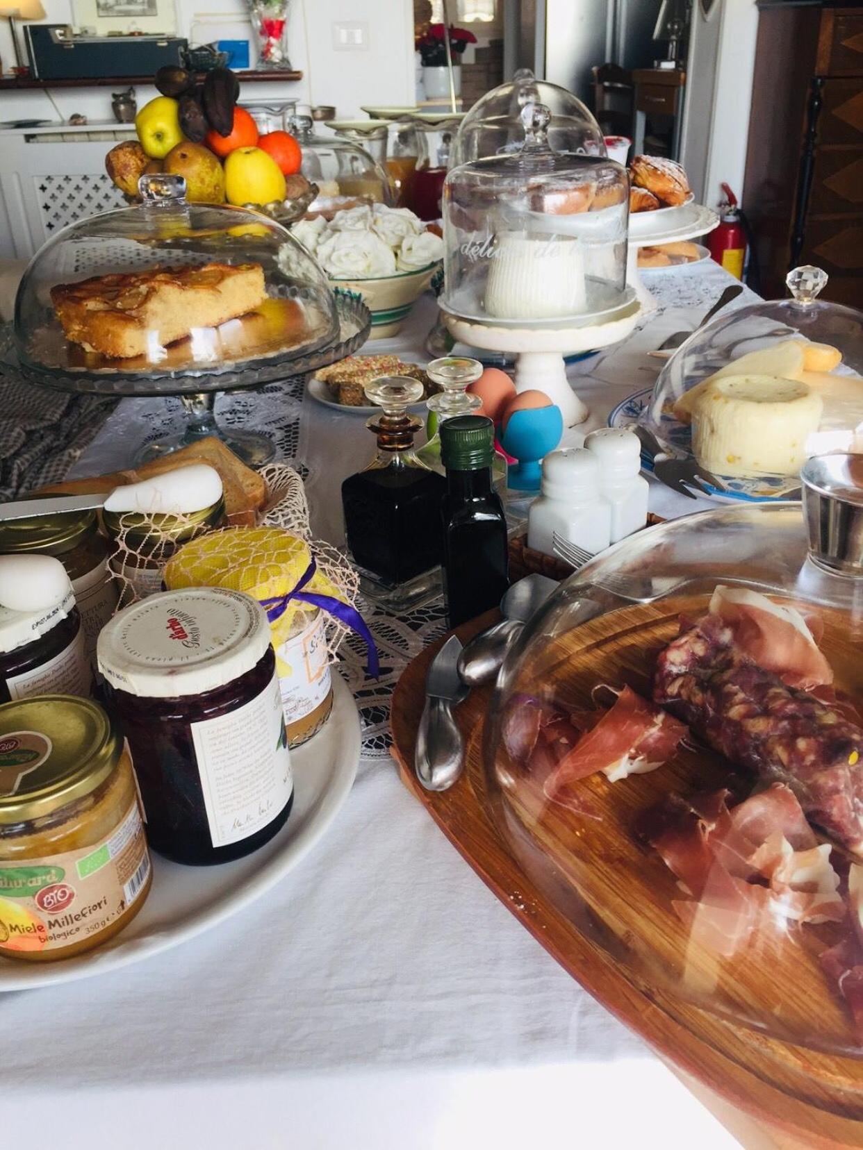 Casa Tipica Siciliana Patronale Home Bedandbreakfast Tremetrisoprailcielo Camere Con Vista, Colazione Interna In Terrazzo Panoramico 칼타기론 외부 사진