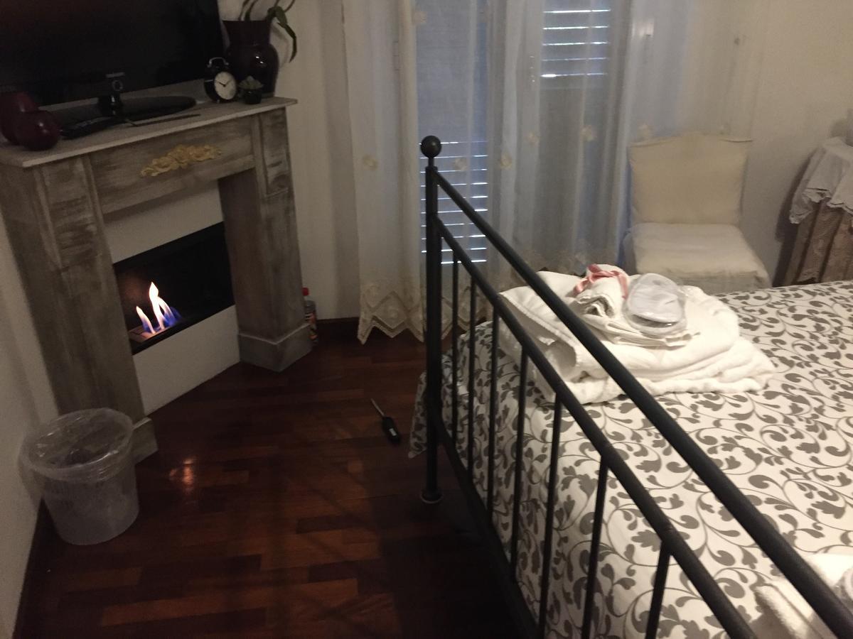 Casa Tipica Siciliana Patronale Home Bedandbreakfast Tremetrisoprailcielo Camere Con Vista, Colazione Interna In Terrazzo Panoramico 칼타기론 외부 사진