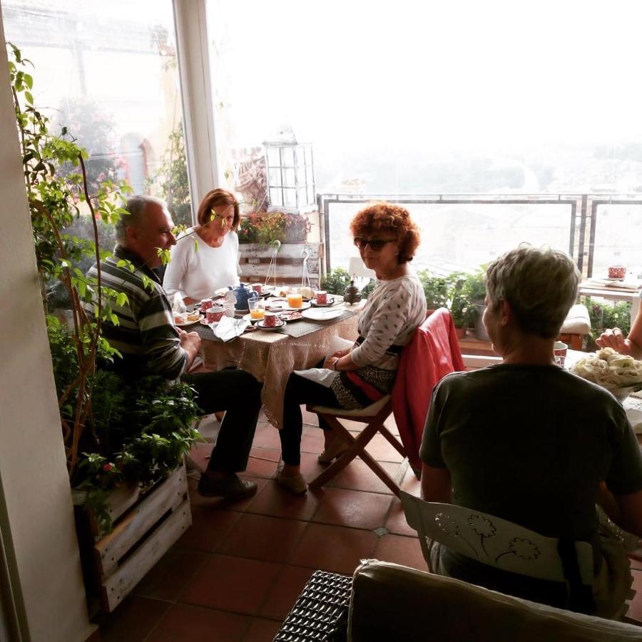 Casa Tipica Siciliana Patronale Home Bedandbreakfast Tremetrisoprailcielo Camere Con Vista, Colazione Interna In Terrazzo Panoramico 칼타기론 외부 사진